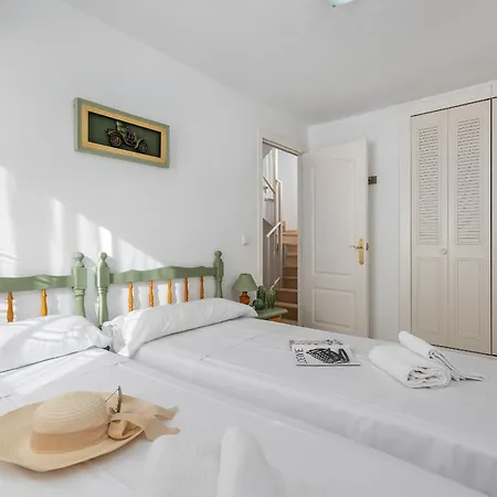 Apartment Manzanera 1 - Plusholidays *